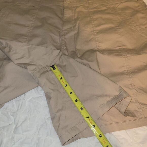 New Lane Bryant Khaki Shorts 22 - Picture 4 of 11